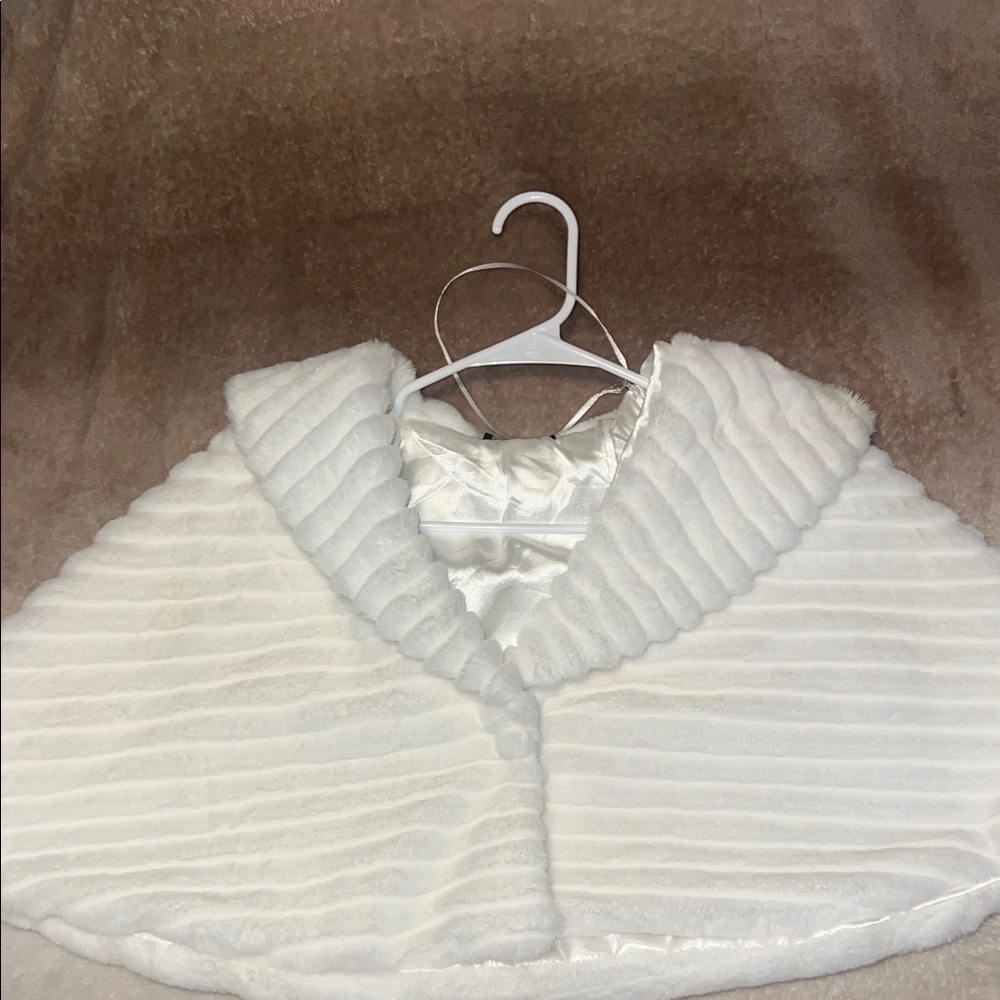 Elegant White Faux Fur Shawl